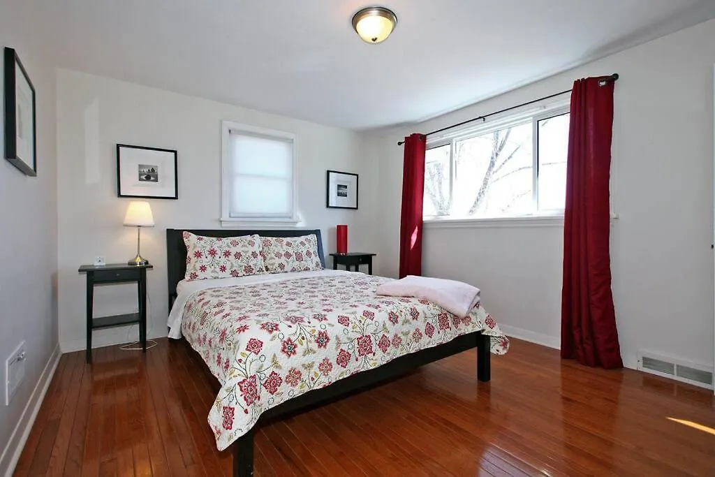 Niagara Skyline Park And Walk To The Falls & Wonderful Free Breakfast Deliverd Daily To The Rental Niagara Falls